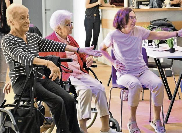 Zur Welt-Alzheimer-Woche veranstaltete das Netzwerk Pflege und Alter einen Tanznachmittag